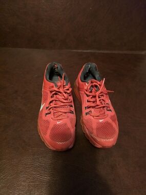 Size 8 - Nike Air Max+ 2013 Pimento Flaws Are Reflecting In The Price.